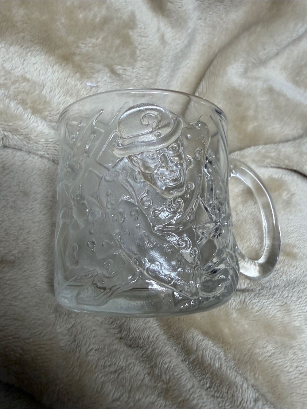 The Riddler Batman Forever Clear Embossed Glass coffee Mug  made in France 1995
